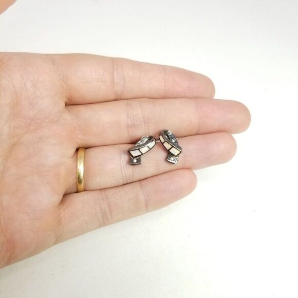 Vintage Sterling Silver and Inlaid Created White Opal Stud Earrings, Birthstone - Picture 5 of 7